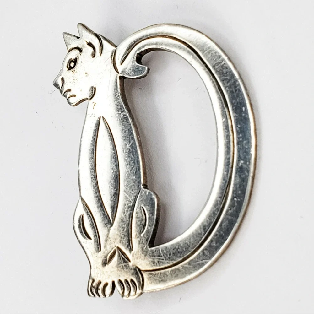 Mexico Cat Brooch 925 Sterling Silver Vintage Etched TM-238 Taxco Pin